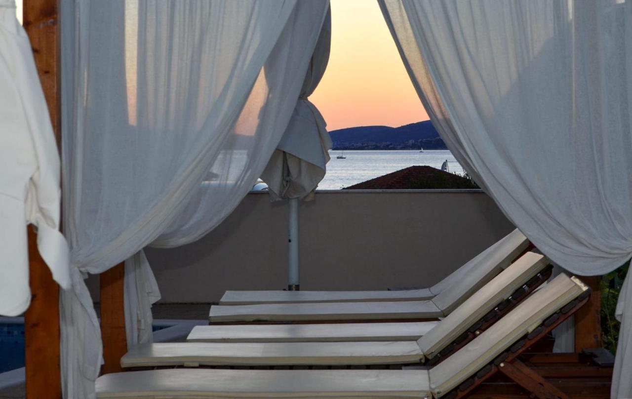 Apartments Santo Trogir - Okrug Gornji المظهر الخارجي الصورة