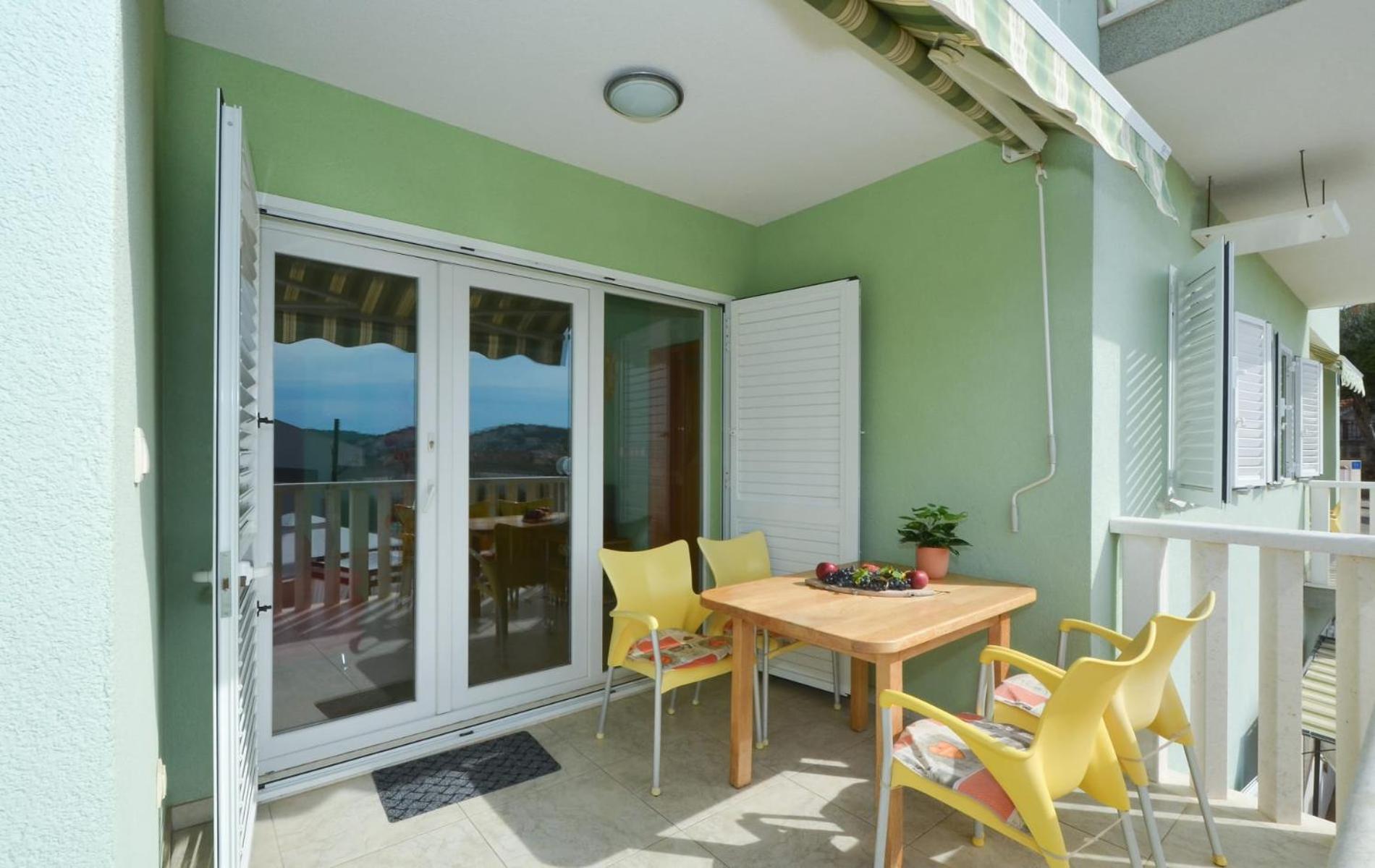 Apartments Santo Trogir - Okrug Gornji المظهر الخارجي الصورة